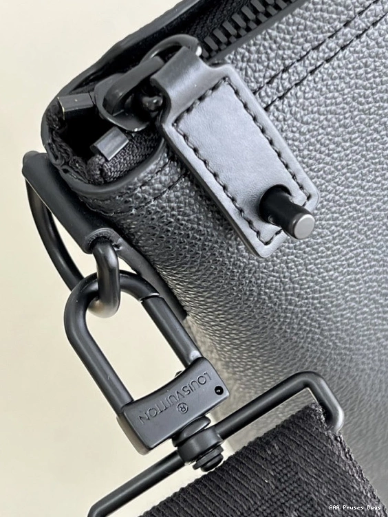 AAA Replica Ru TOTE LOUIS VUITTON LOCK IT 0724